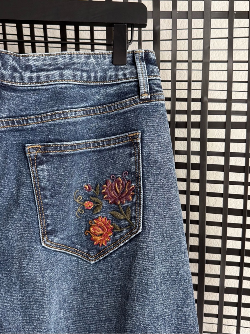 Free people Driftwood Charlee Cuffed Jeans Oshibana - Picture 9 of 9